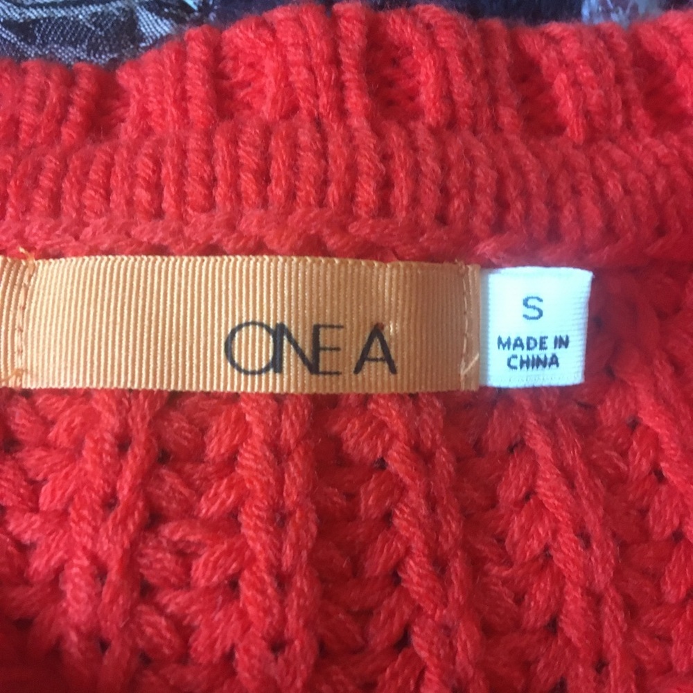 Women’s Sweater